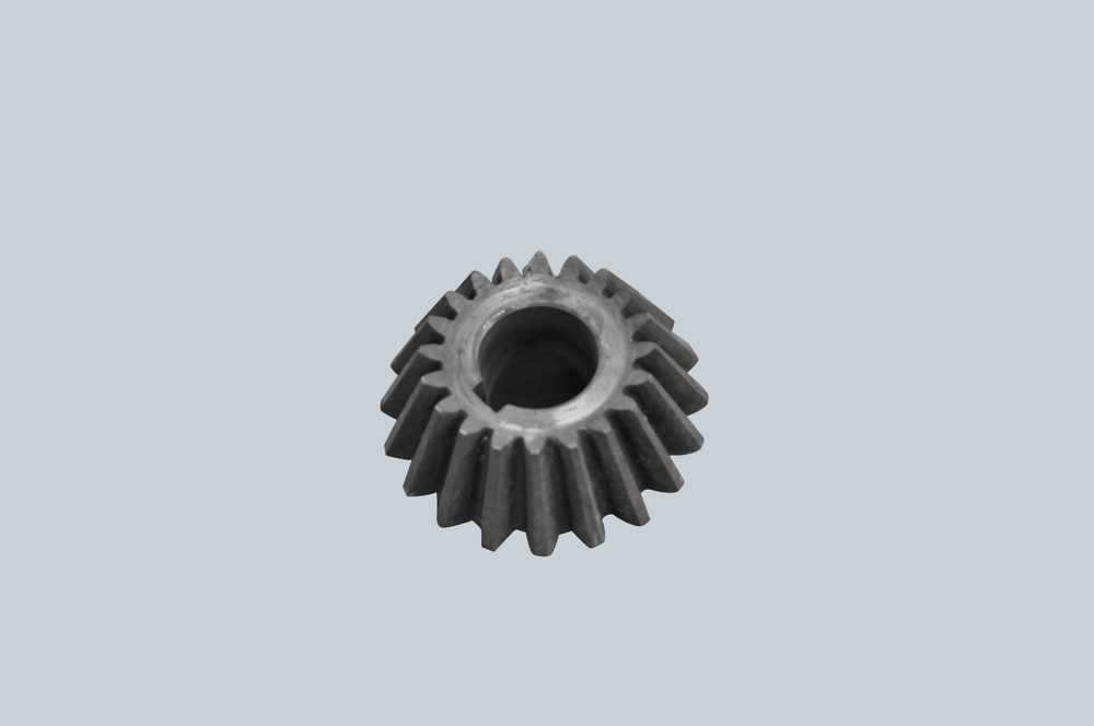 Oil-bath bevel gear, small