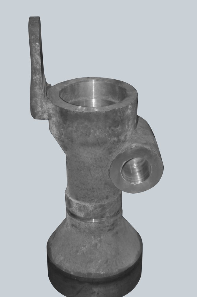 Roller bearing housing