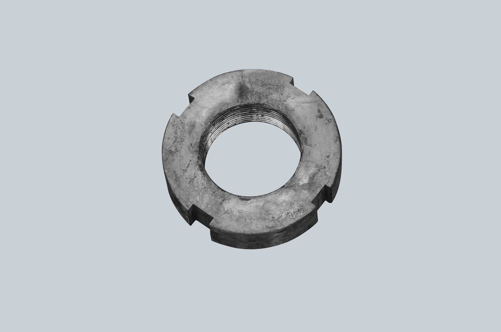 Roller nut